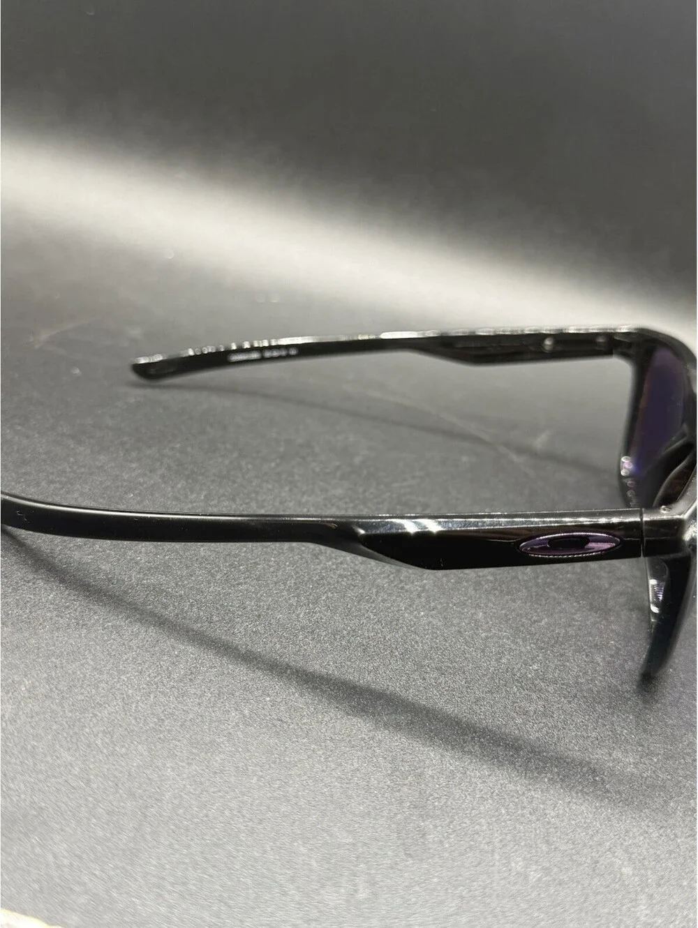 Oakley Trillbe X Polished Black Sapphire Iridium Polarized  OO9340-02